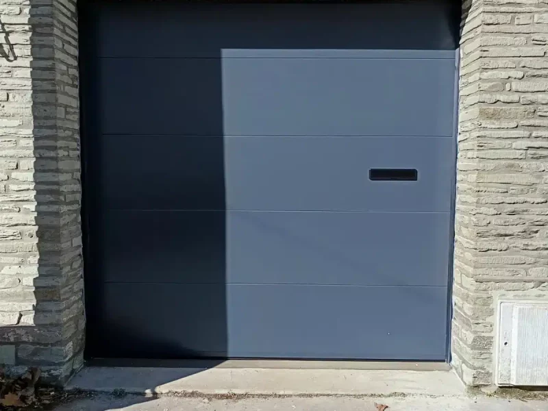 6870389372336733409